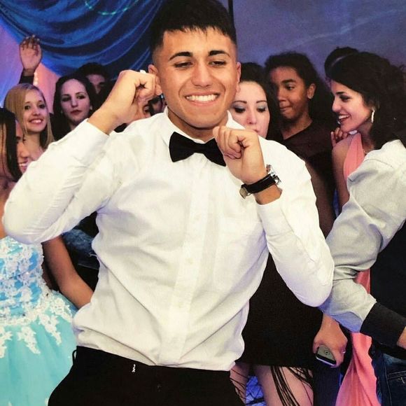 Meet your Posher, Gabriel - Picture 1 of 1